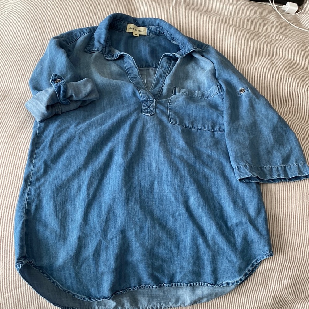 Cloth & Stone Chambray top